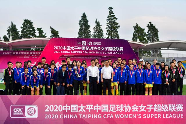 马刺1年220万签回内线悍将 投篮命中率72.5%